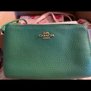 New Kelly green double zip Coach wristlet